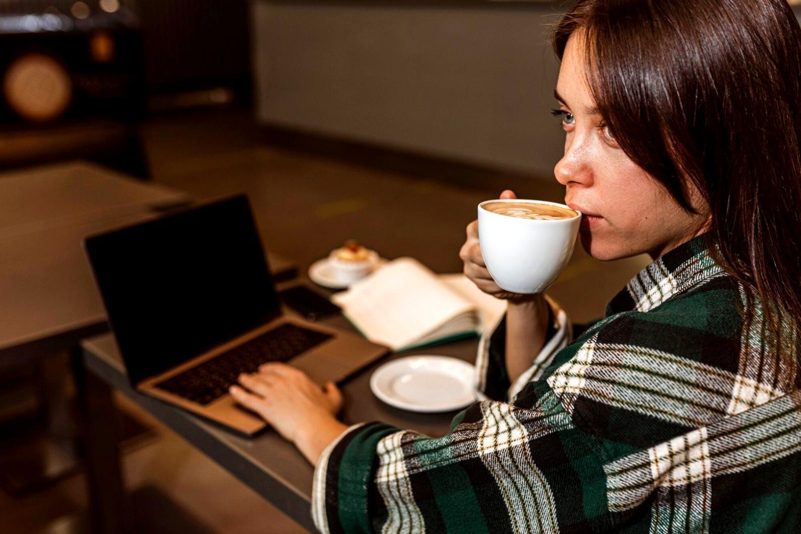 Sesión de análisis de flujos de caja y proyecciones